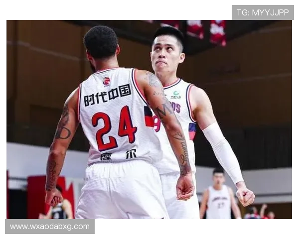 赛后分析:杭州篮球队与武汉篮球队实力对比及比赛亮点回顾 赛后分析:杭州篮球队与武汉篮球队实力对比及比赛亮点回顾