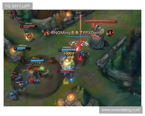 赛后复盘FPX与RNG的团队配合分析与战术探讨
