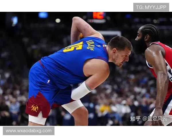 快船与掘金精彩对决黑白直播全程回顾与分析 快船与掘金精彩对决黑白直播全程回顾与分析