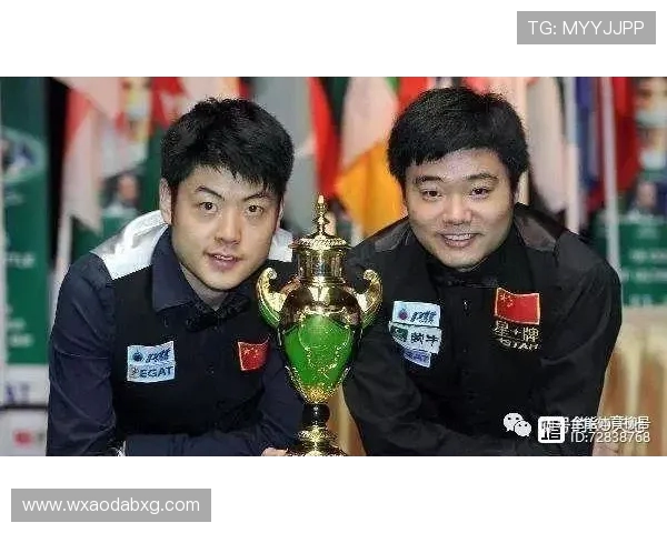 梁文博与丁俊晖激战正酣比分悬念迭起引发球迷热议 梁文博与丁俊晖激战正酣比分悬念迭起引发球迷热议